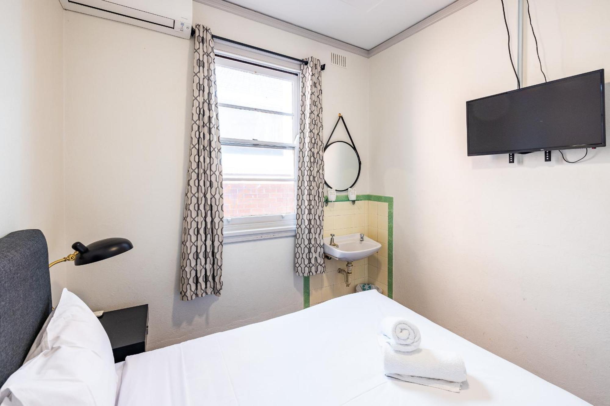 The Tamworth Hotel Luaran gambar