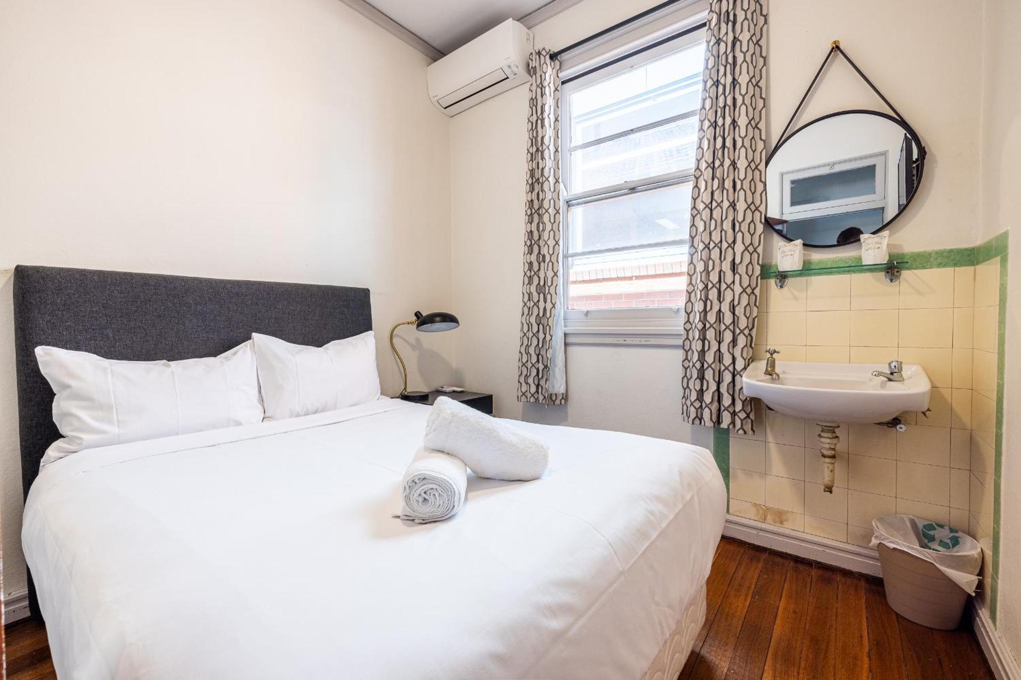 The Tamworth Hotel Luaran gambar