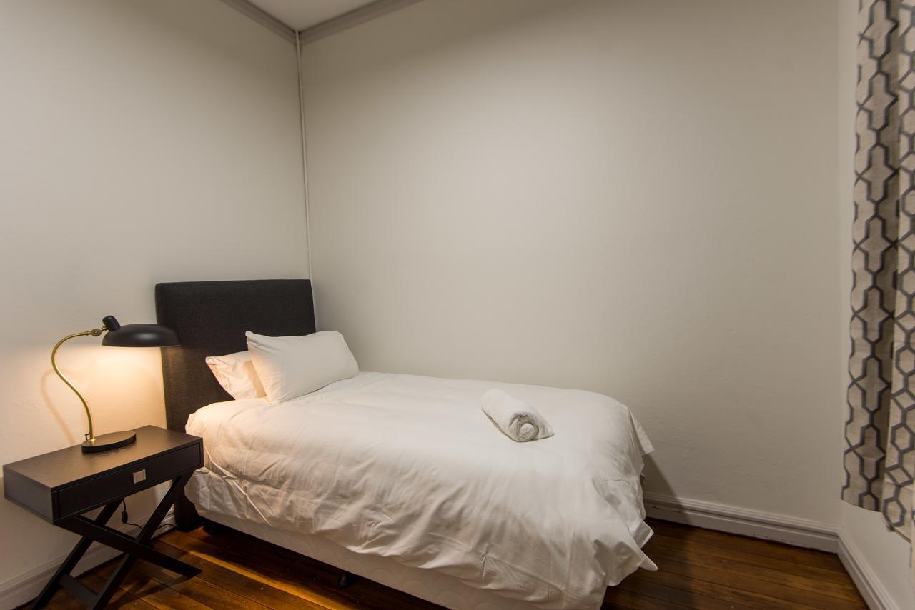 The Tamworth Hotel Luaran gambar